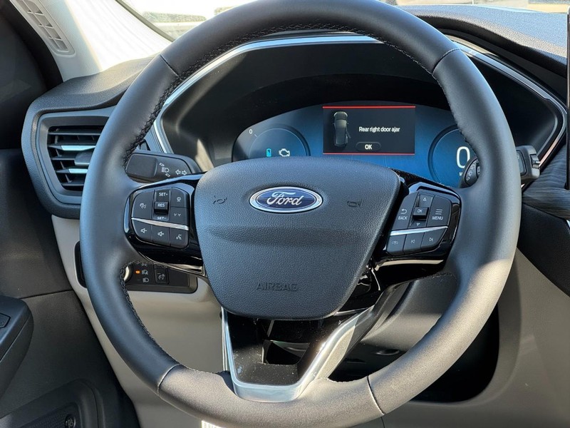 Ford Escape Vehicle Image 08