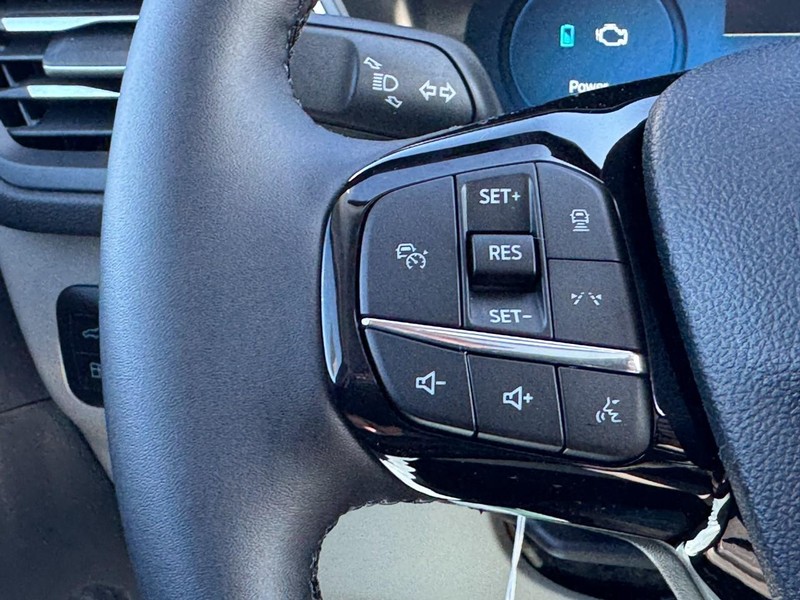 Ford Escape Vehicle Image 15