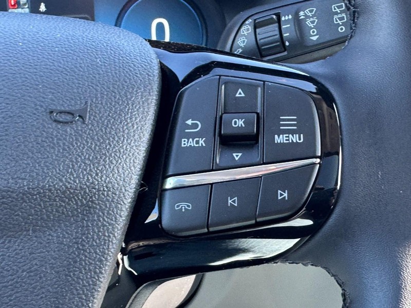 Ford Escape Vehicle Image 16