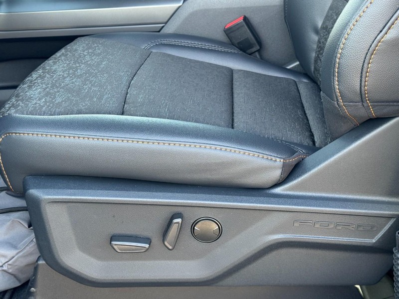 Ford F-150 Vehicle Image 12