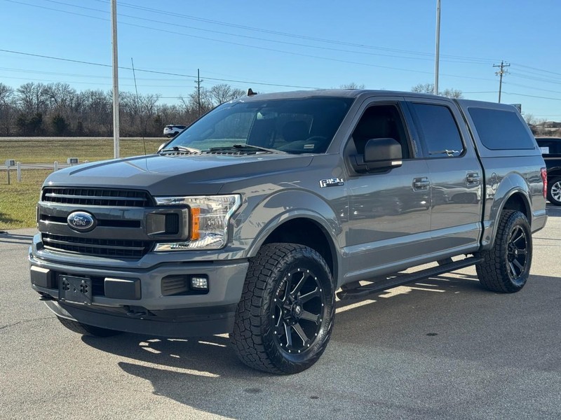 Ford F-150 Vehicle Full-screen Gallery Image 7