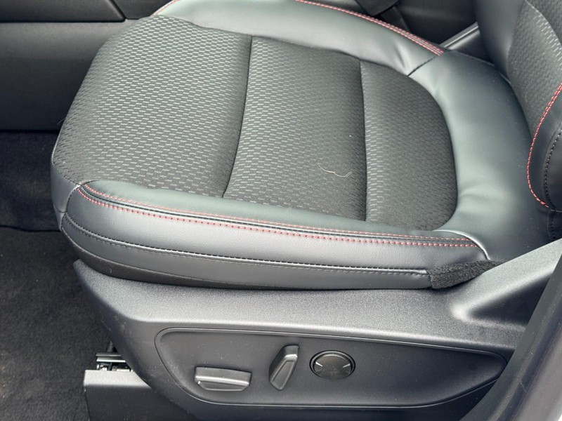 Ford Escape Vehicle Image 12