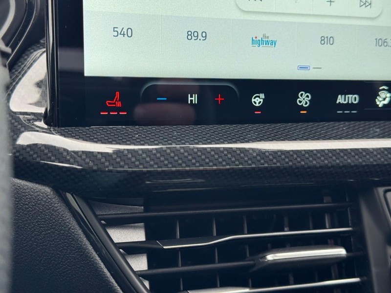 Ford Escape Vehicle Image 16