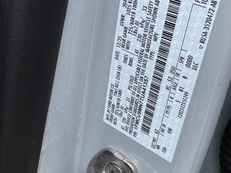 Ford Escape Vehicle Image 19