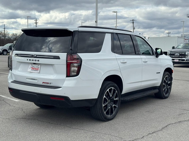 Chevrolet Tahoe Vehicle Image 03
