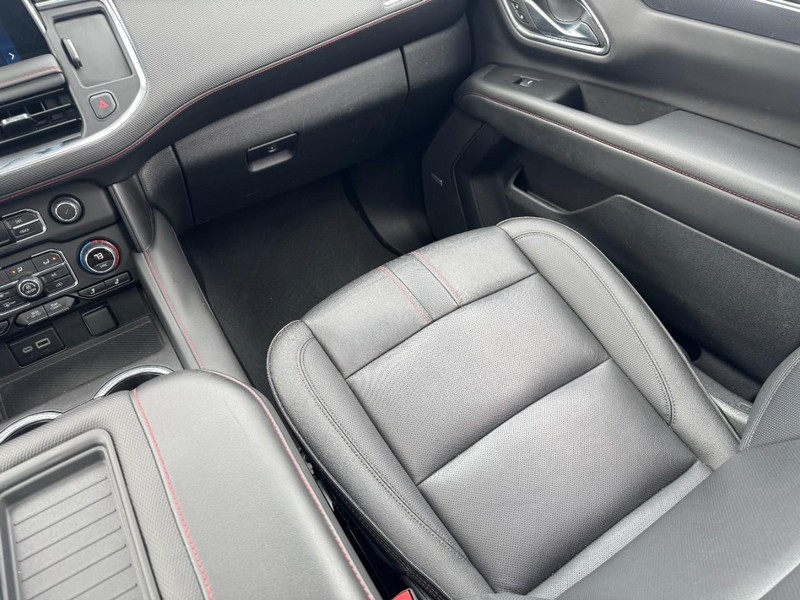 Chevrolet Tahoe Vehicle Image 16