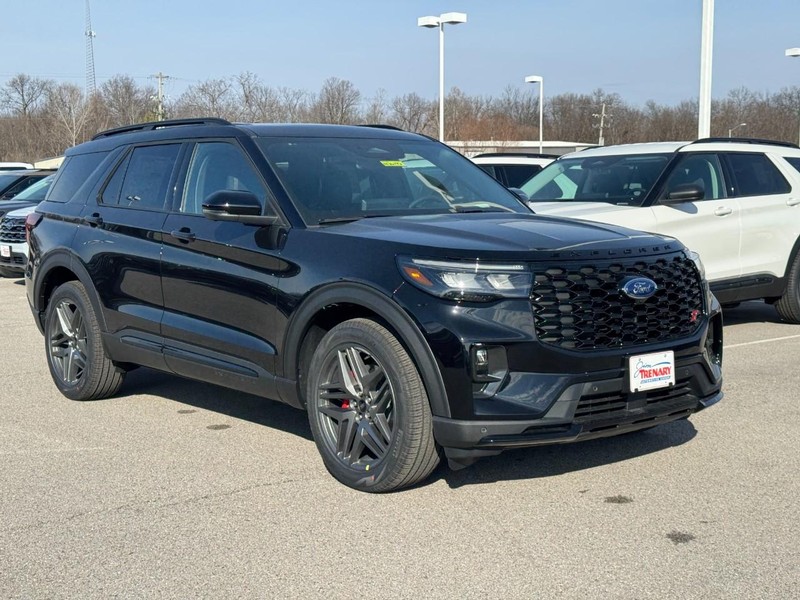 Ford Explorer Vehicle Image 02