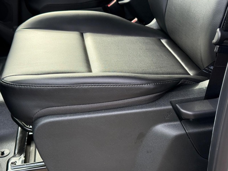 Ford Transit Cargo Van Vehicle Full-screen Gallery Image 18