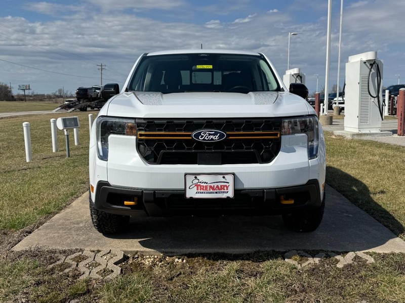 Ford Maverick Vehicle Image 08