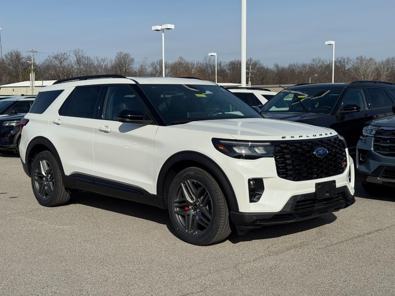 Ford Explorer Vehicle Image 02