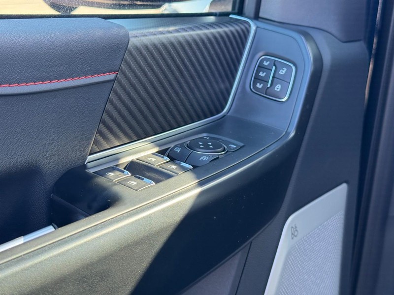 Ford F-150 Vehicle Image 12