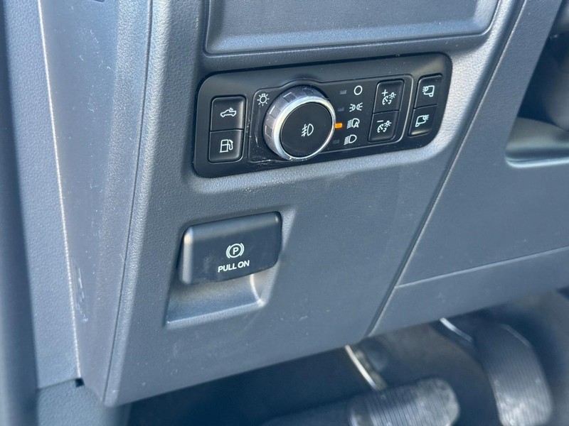 Ford F-150 Vehicle Image 11