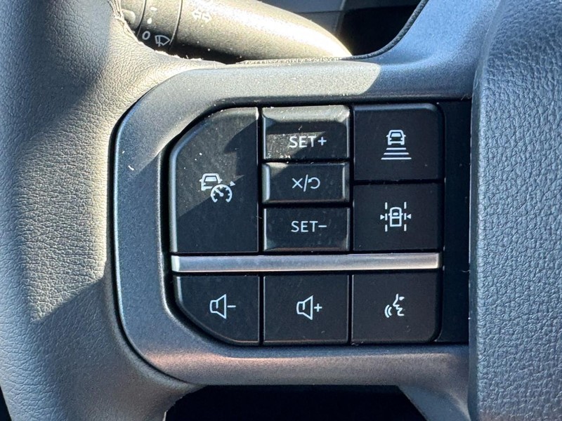 Ford F-150 Vehicle Image 12