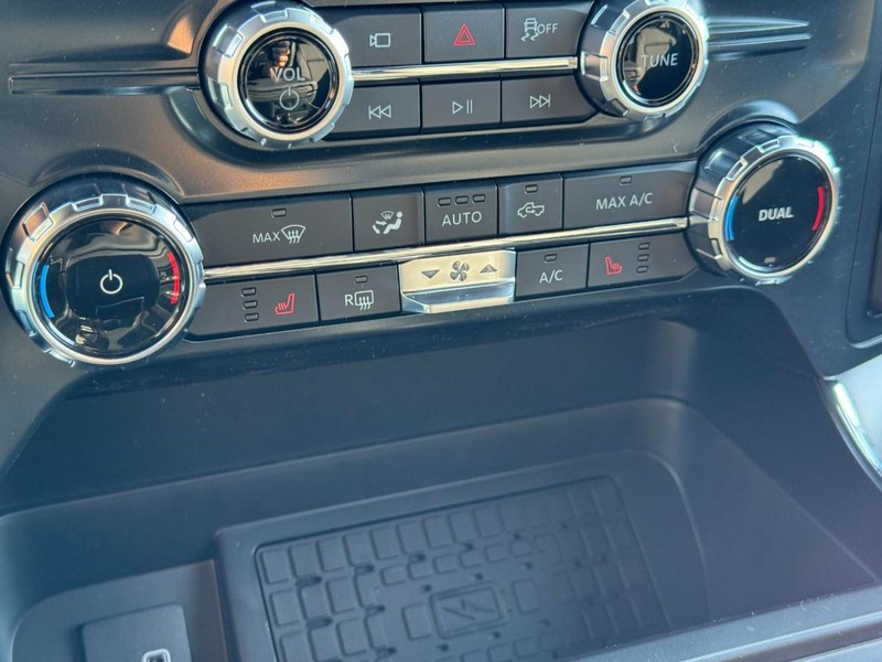 Ford F-150 Vehicle Image 14