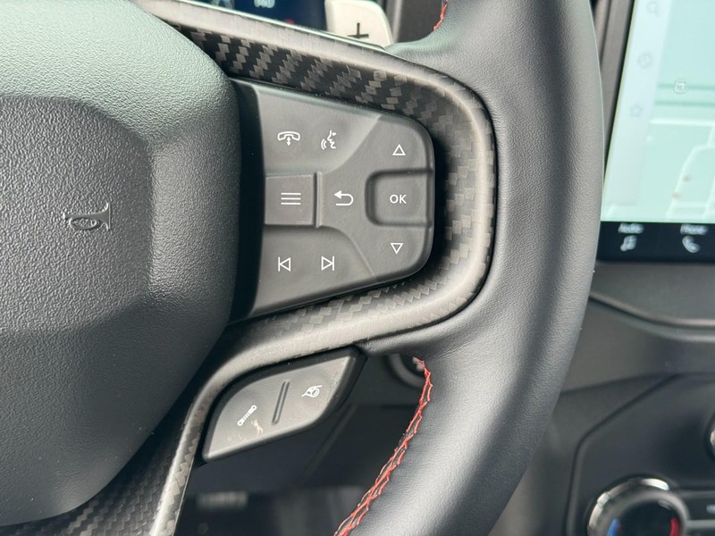 Ford Bronco Vehicle Full-screen Gallery Image 21