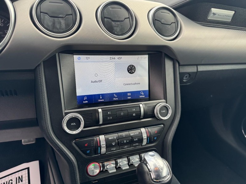 Ford Mustang Vehicle Image 16