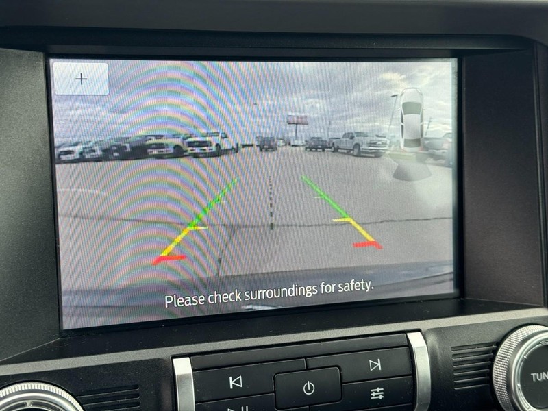 Ford Mustang Vehicle Image 21