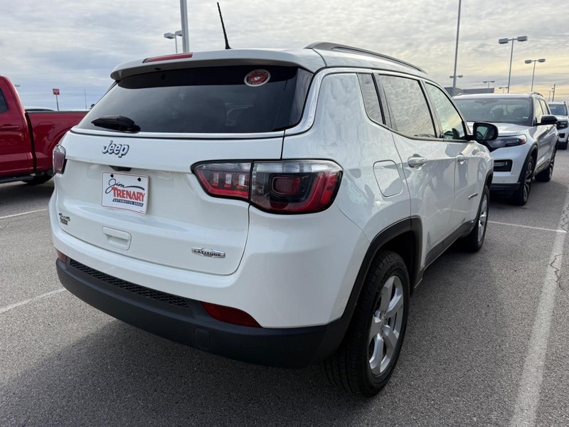 Jeep Compass Vehicle Image 03