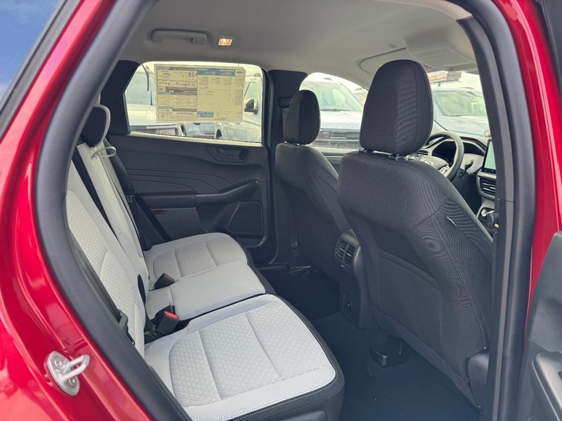 Ford Escape Vehicle Image 05