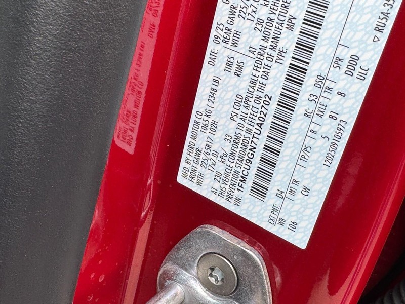 Ford Escape Vehicle Image 17