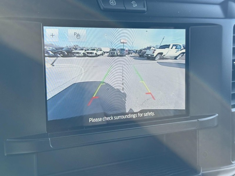 Ford Super Duty F-250 SRW Vehicle Image 18