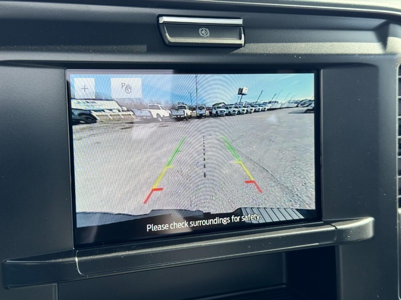 Ford Super Duty F-250 SRW Vehicle Image 17