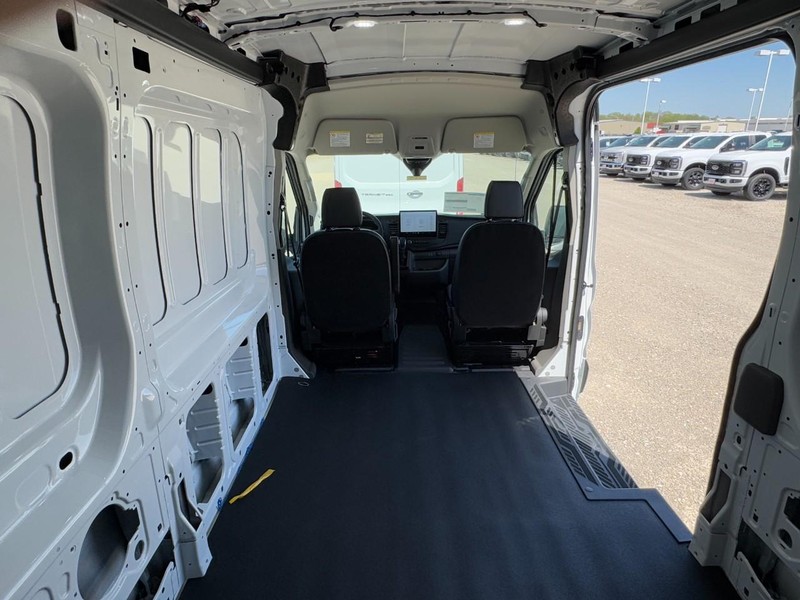 Ford Transit Cargo Van Vehicle Image 07