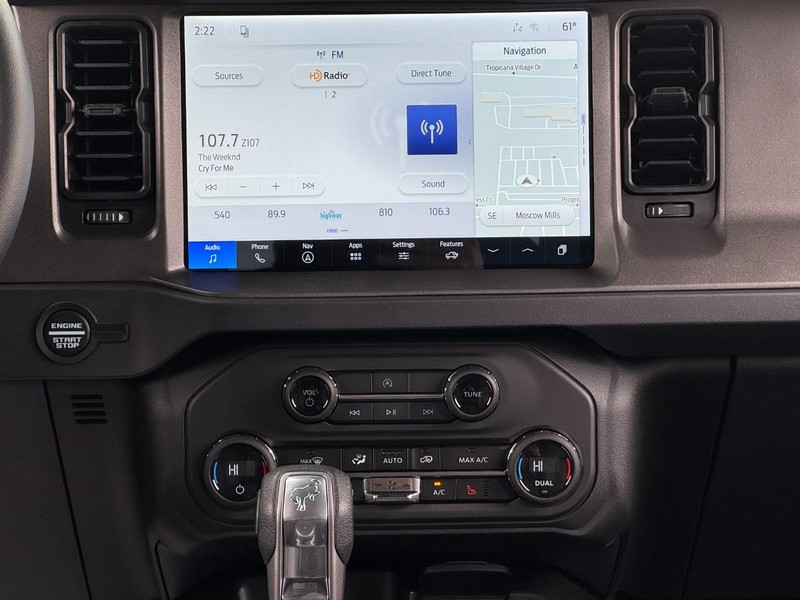 Ford Bronco Vehicle Image 12