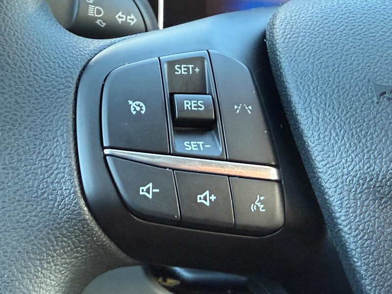 Ford Escape Vehicle Image 08