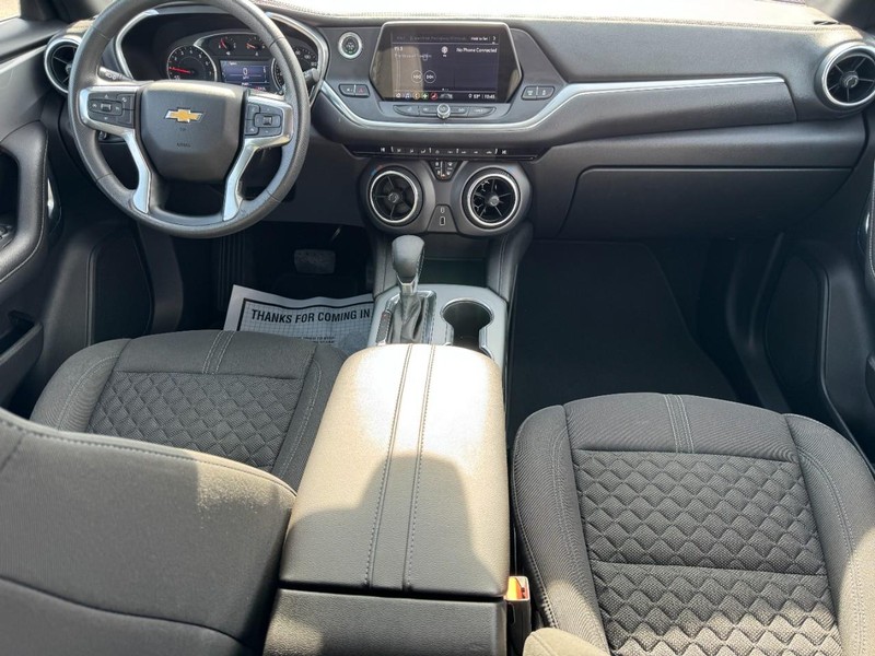 Chevrolet Blazer Vehicle Full-screen Gallery Image 11