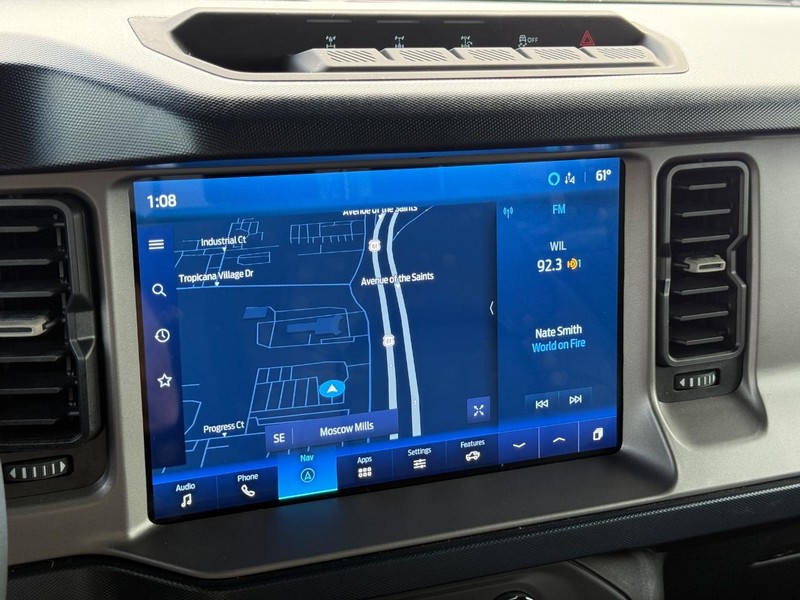 Ford Bronco Vehicle Image 15