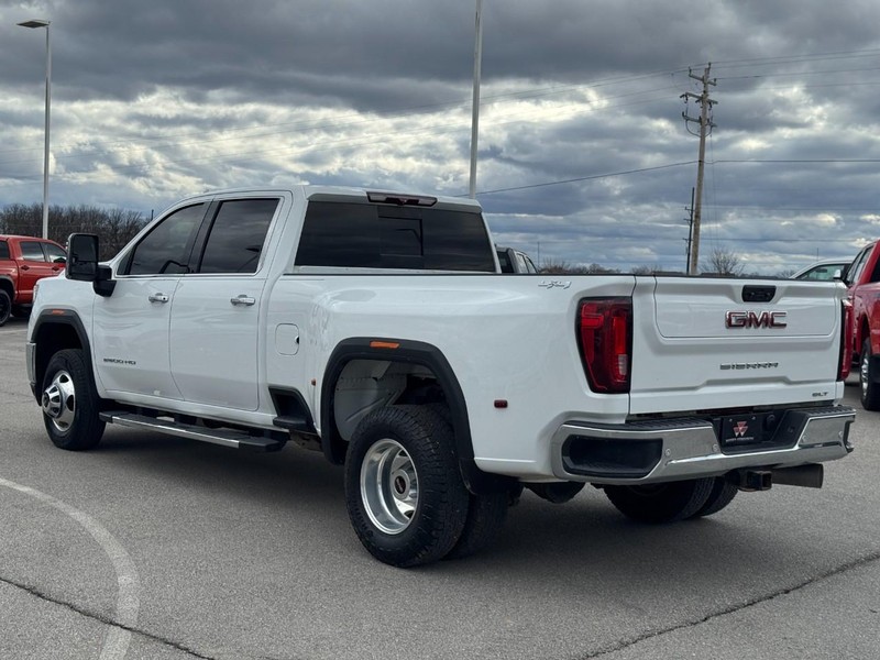 GMC Sierra 3500HD Vehicle Image 06