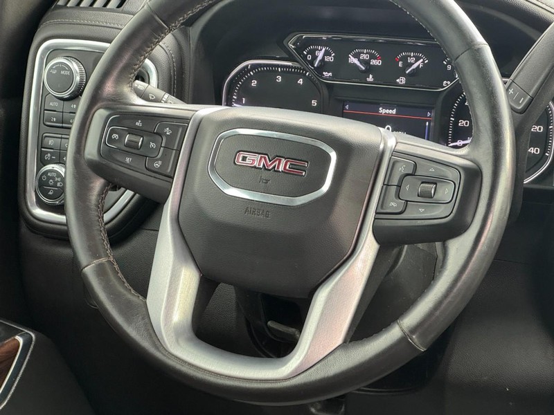 GMC Sierra 3500HD Vehicle Image 12