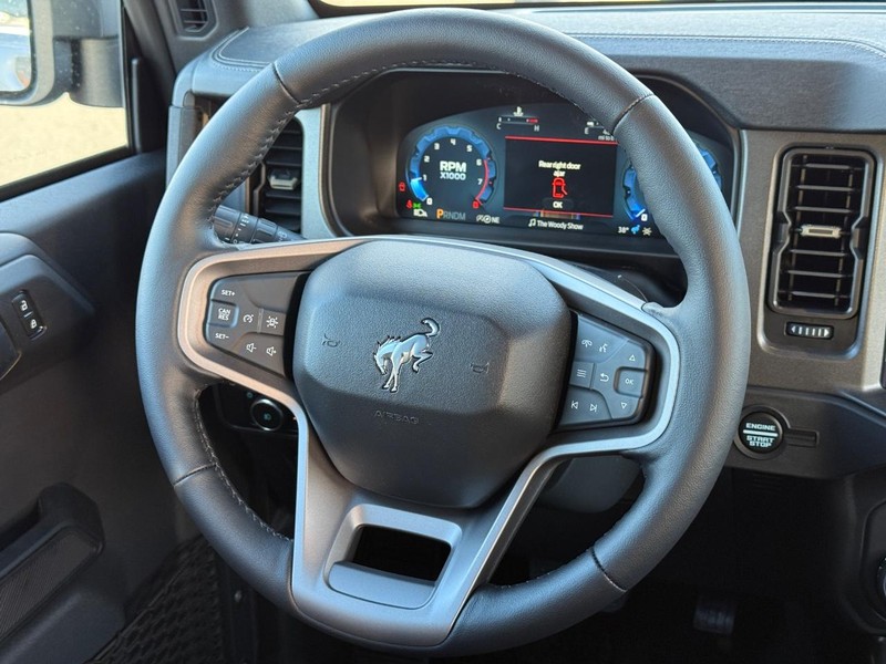 Ford Bronco Vehicle Image 08