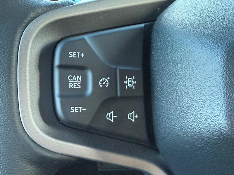 Ford Bronco Vehicle Image 09