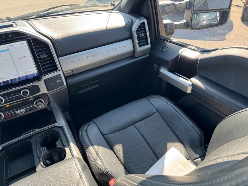 Ford Super Duty F-350 SRW Vehicle Image 15