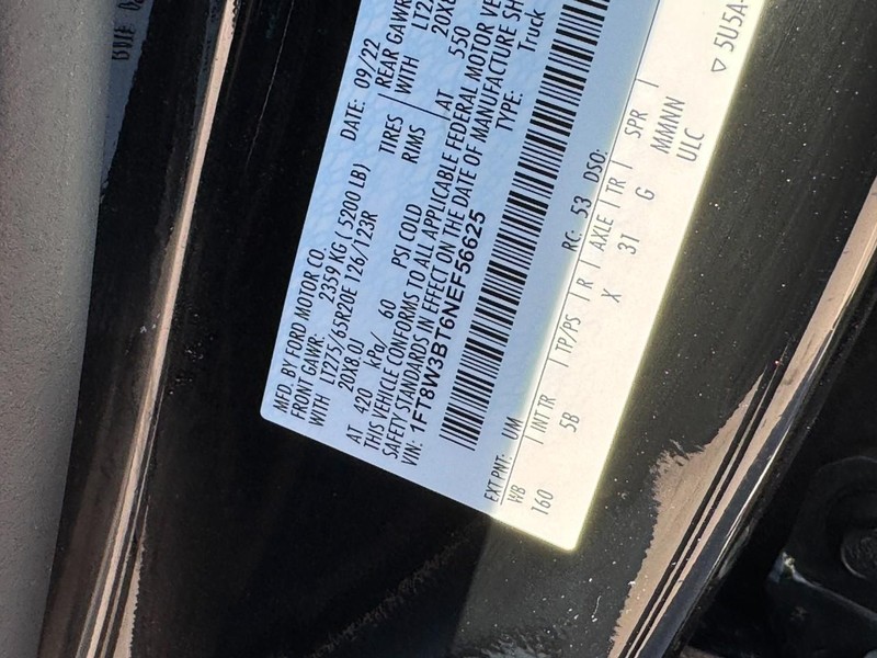 Ford Super Duty F-350 SRW Vehicle Image 28