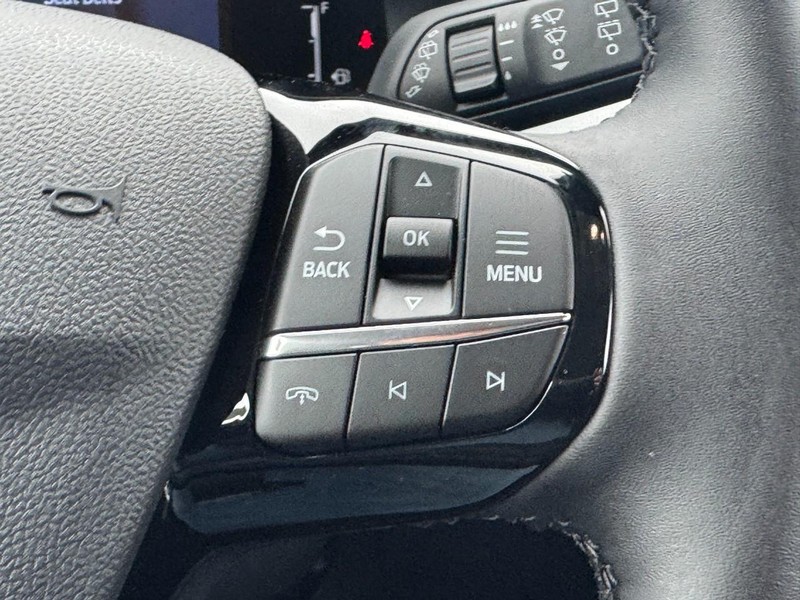 Ford Escape Vehicle Image 13
