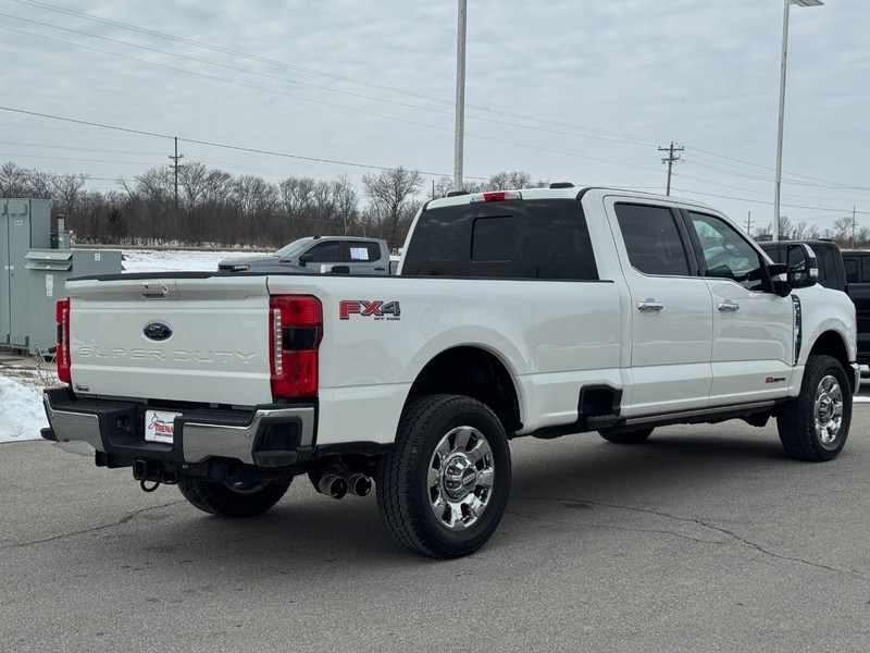 Ford Super Duty F-350 SRW Vehicle Image 03
