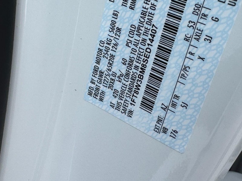 Ford Super Duty F-350 SRW Vehicle Image 28