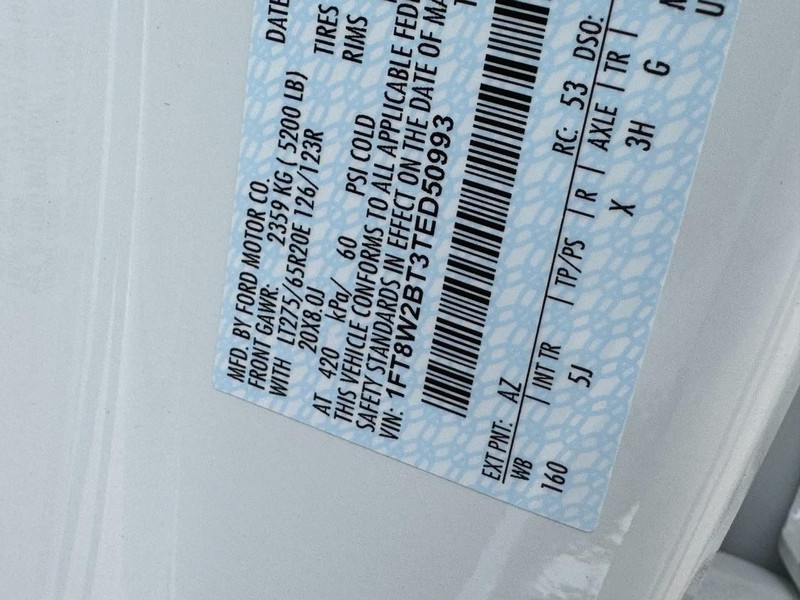 Ford Super Duty F-250 SRW Vehicle Image 21