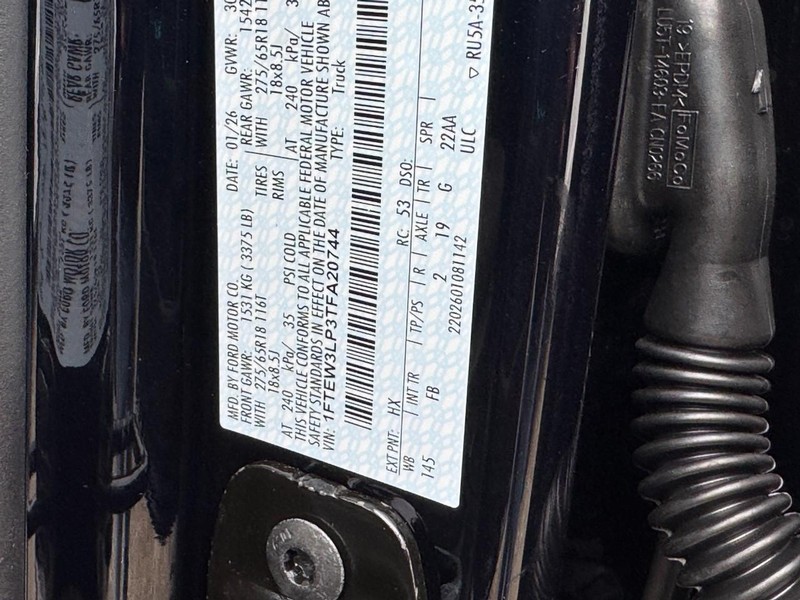 Ford F-150 Vehicle Full-screen Gallery Image 20