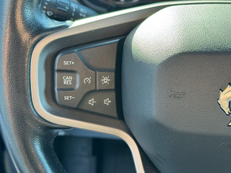 Ford Bronco Vehicle Full-screen Gallery Image 22