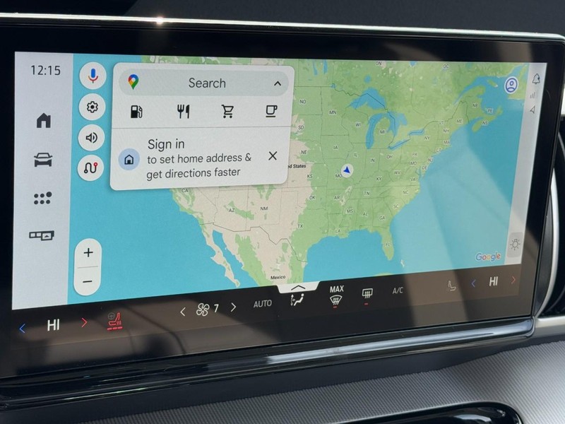 Ford Expedition Max Vehicle Full-screen Gallery Image 14