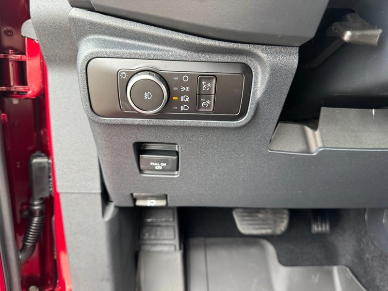 Ford Bronco Vehicle Full-screen Gallery Image 19