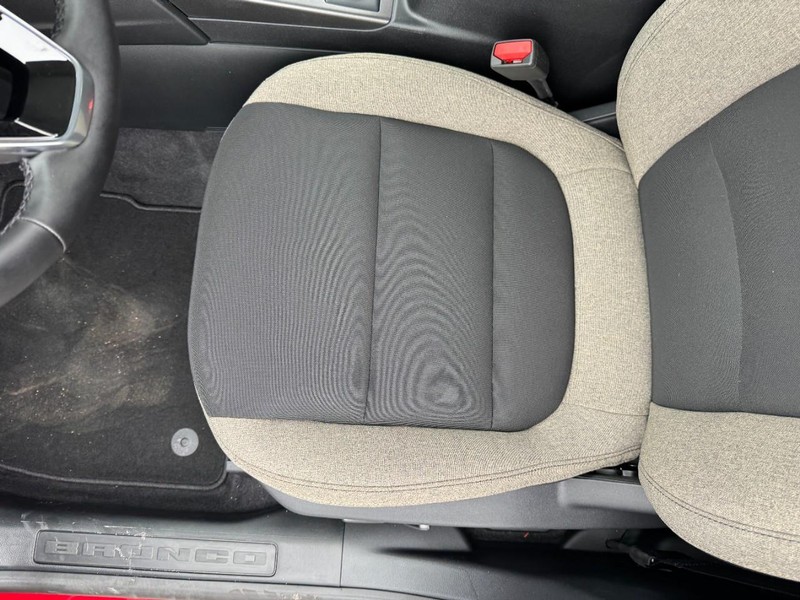 Ford Bronco Sport Vehicle Full-screen Gallery Image 18