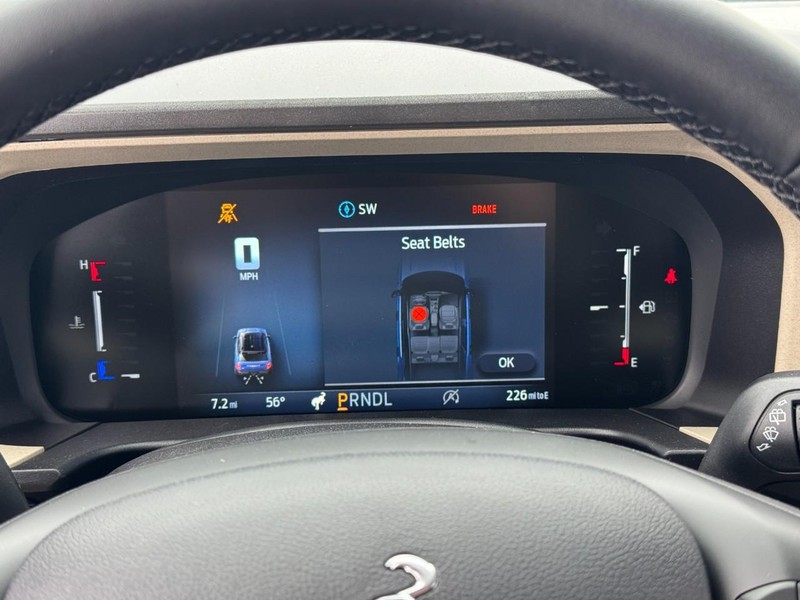 Ford Bronco Sport Vehicle Full-screen Gallery Image 23