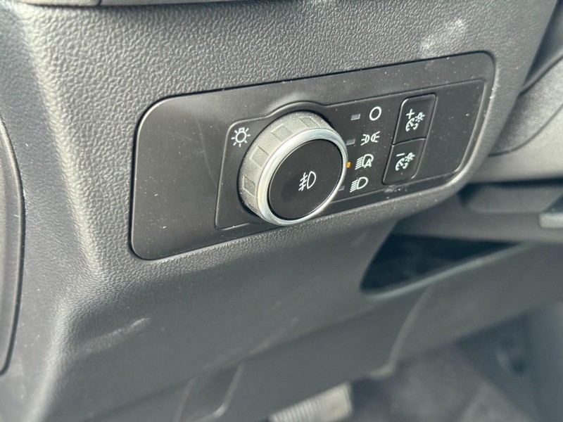 Ford Bronco Sport Vehicle Full-screen Gallery Image 13