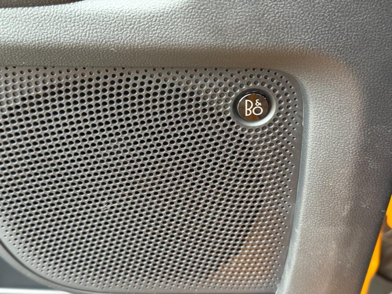 Ford Bronco Sport Vehicle Full-screen Gallery Image 17