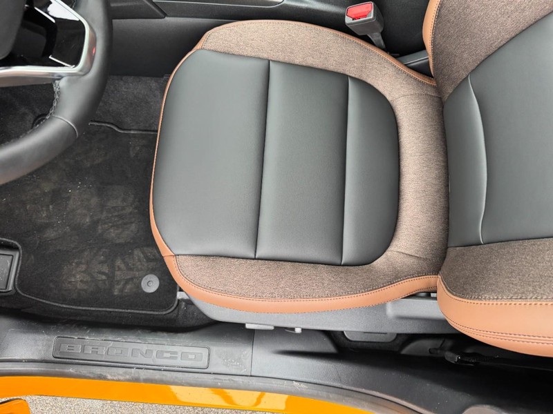 Ford Bronco Sport Vehicle Full-screen Gallery Image 19